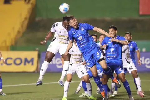 Cómo ver hoy Cobán vs. Comunicaciones, el duelo por la punta del Clausura 2026 de la Liga Nacional de Guatemala