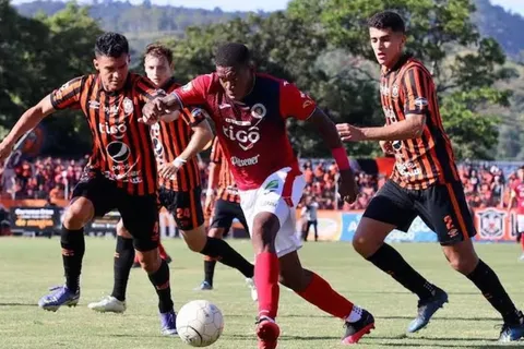 Desde INDES revelan pláticas con FAS y Águila para préstamo de estadios