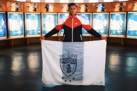 Pachuca presentó a Denil Maldonado con un video especial