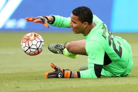 Esteban Alvarado casi listo para retornar a la portería en Herediano