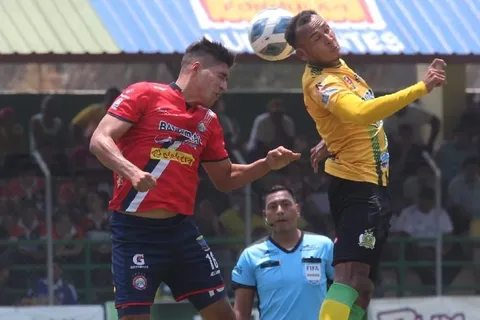 Empate en la primera semifinal de la Liga de Guatemala