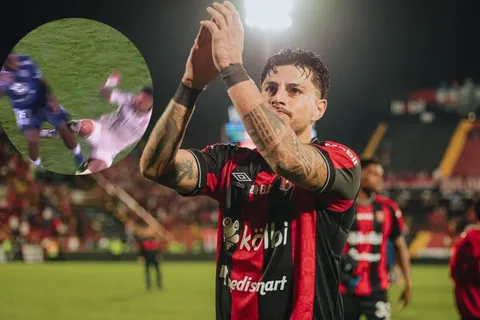 “No puedo”: Ronald Matarrita rompe el silencio sobre su expulsión con un mensaje que impacta a la afición de Alajuelense