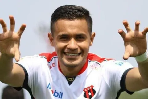 Roger Rojas deja Colombia y estaría cerca de un club de Costa Rica
