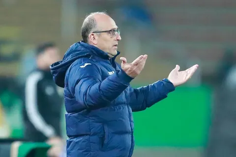 Lo que dijo Fabián Coito sobre naturalizar jugadores para la selección hondureña
