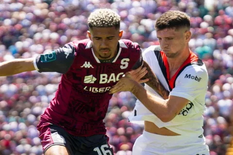 Alajuelense va por la máxima promesa de Saprissa.