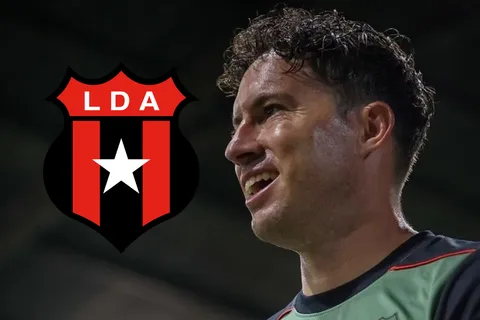 Machillo Ramírez lo limpió y ahora un rival directo va por él: Bryan Oviedo revela su futuro tras dejar Alajuelense