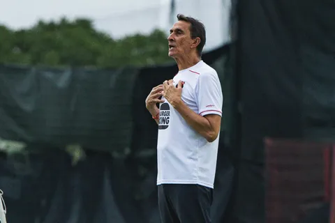 Alajuelense busca una figura de talla para un puesto al que no le encuentra solución