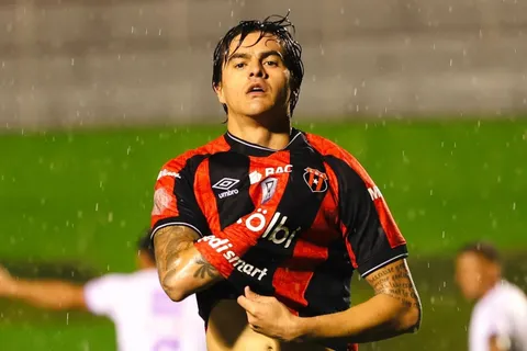 Diego Campos tiene nuevo equipo tras su salida de Alajuelense.