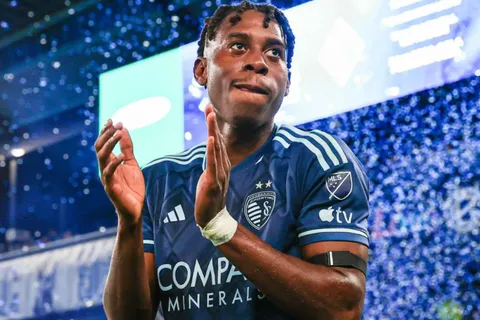 El extraño caso de Alenis Vargas: de ser oficializado en el Kansas City a rescindir contrato en cuestión de horas