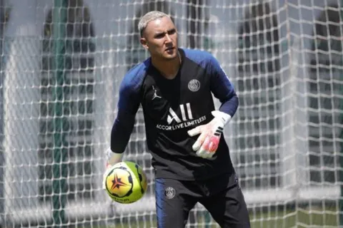 ¿Se recuperó de la lesión? Keylor Navas entrenó sin problemas en el PSG
