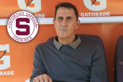 Polémica en Alajuelense: la pregunta que Guimaraes no quiso responder tras el clásico con Saprissa