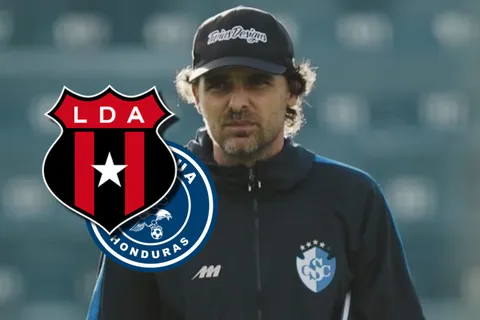 Andrés Carevic habló antes del partido contra Cartaginés. (Foto: La Nación)