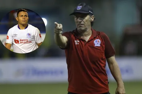 Pedro Troglio envió dardo contundente al Patón Mejía tras su renuncia de Olimpia