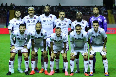 Un referente del Saprissa hizo un fuerte anuncio.