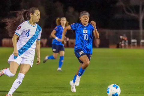 Guatemala no pudo ante El Salvador en la Copa Oro W