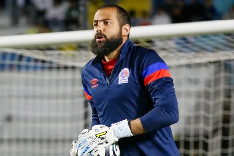 Edrick Menjívar da el bombazo y hace oficial la noticia que agita a toda Honduras