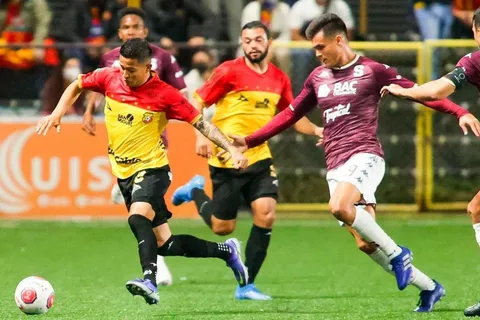Herediano vende al Saprissa a uno de sus jugadores