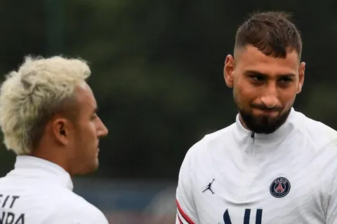 Gianliugi Donnarumma sobre Keylor Navas: "He venido a jugar, no me asusta la competencia"