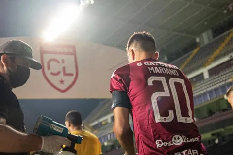 Saprissa busca un legionario extranjero que juega en las Eliminatorias Concacaf