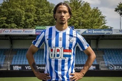 El motivo de la salida de Enrico Hernández del Vitesse