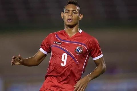 Ismael Díaz atraviesa un dilema en su carrera