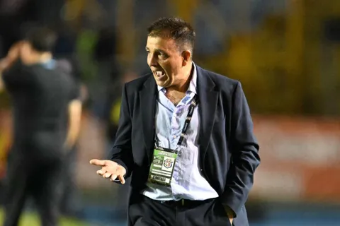 Claudio Vivas está muy molesto con la Unafut.