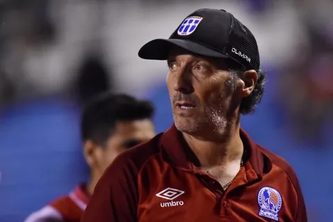 ¡Lo reveló! Pedro Troglio habló sobre su continuidad en Olimpia tras el título