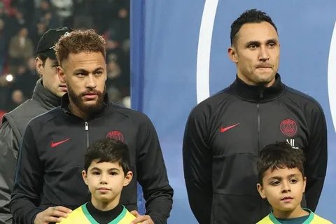 PSG de Keylor Navas le pone precio a la salida de Neymar