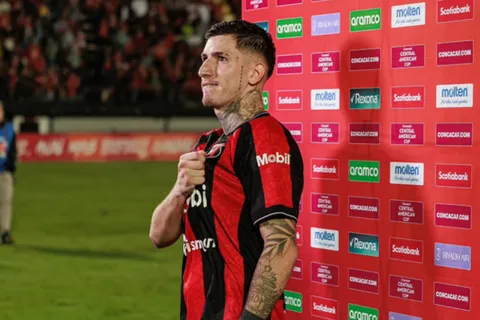 “Debes seguir”: Canhoto manda un mensaje que sorprende a Alajuelense tras haber sido borrado por el Machillo Ramírez