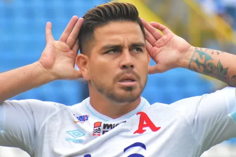 Fito Zelaya habló sobre su futuro en Alianza FC.