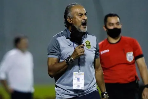 Raúl "Potro" Gutiérrez deja de ser entrenador de Real España