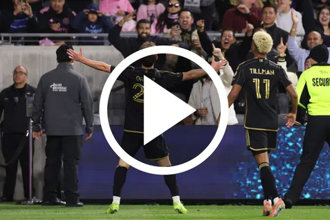 No se vio en TV: la bronca de Leo Messi y la fiesta de Stephen Curry por el partidazo de Nathan Ordaz.