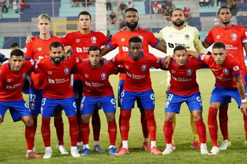 "Fue víctima": Olimpia recibe el revés que no esperaba y pone en alerta al resto de equipos en Honduras