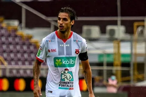 Bryan Ruiz pone en duda su participación en la final de Liga Concacaf [Video]