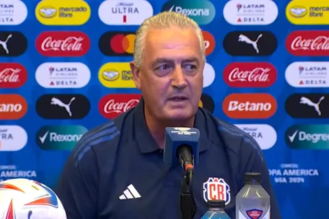 Gustavo Alfaro decidió irse de Costa Rica: desde la Fedefútbol revelan el verdadero motivo