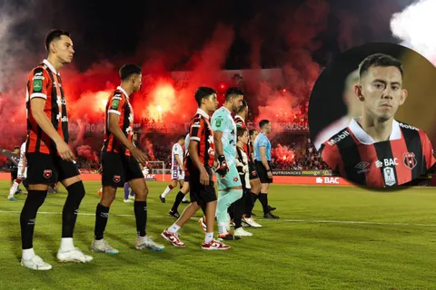 El homenaje que le hicieron a Kevin Cabezas durante el partido.