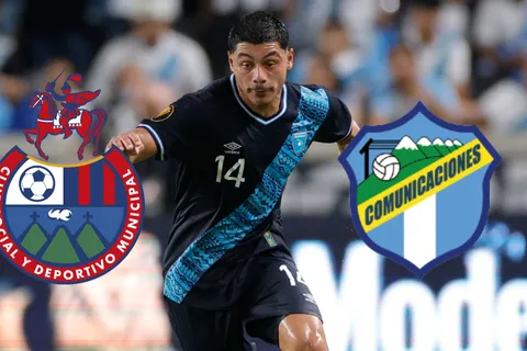 Darwin Lom con la camisola de la Selección de Guatemala.