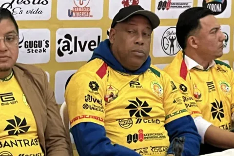 Hernán Medford recibe otro fuerte golpe por parte de la Liga Nacional de Guatemala
