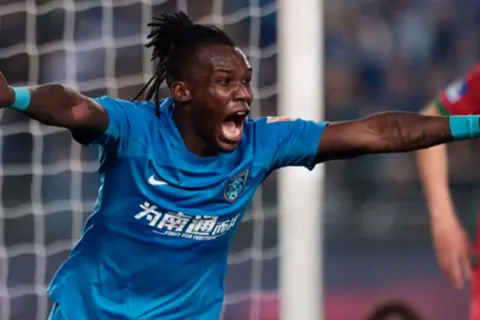 Rubilio Castillo hace su tercer gol en China (VIDEO)