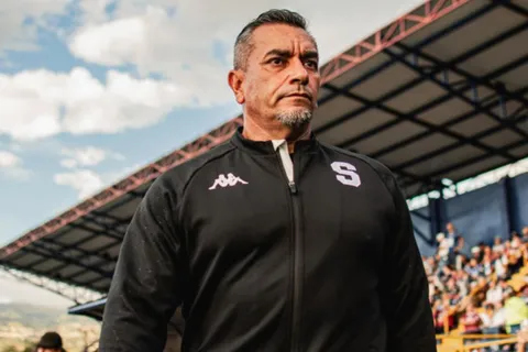 Compromiso legal: José Giacone se topa con un problema inesperado en Saprissa