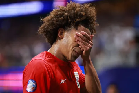 Adalberto Carrasquilla con la Selección de Panamá.