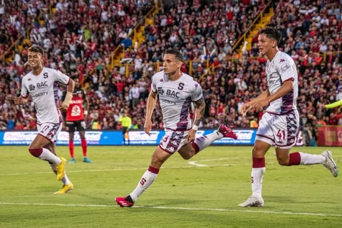 ◉ Las noticias de Saprissa hoy: victoria ante Alajuelense, súper liderato y ¿sigue Vladimir Quesada?