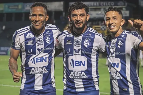 Triunfo de Cartaginés les da aire y mantiene vivas sus posibilidades en el torneo