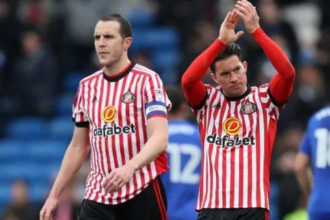 Bryan Oviedo regresó y Sunderland remontó en Wimbledon