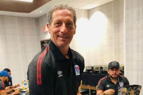 El jugador que Pedro Troglio se llevaría de Olimpia a San Lorenzo