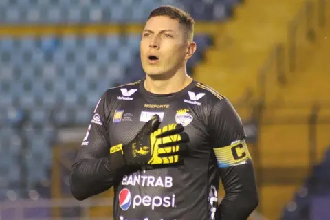 El costarricense Minor Álvarez podría dejar a Cobán de Guatemala tras recibir otras ofertas