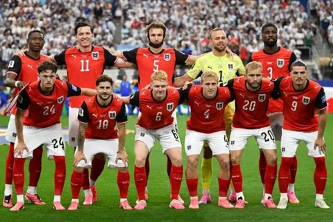 Cuál es el ranking FIFA de Austria y cuántos puestos la separan de España en el Mundial 2026