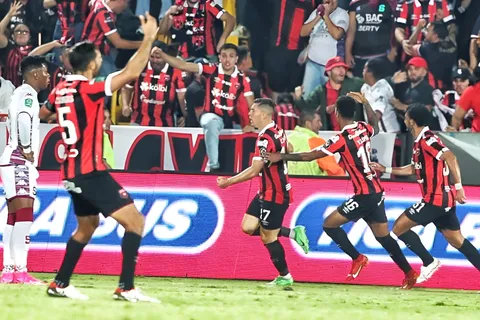 Los números no mienten: Alajuelense es más grande que Saprissa