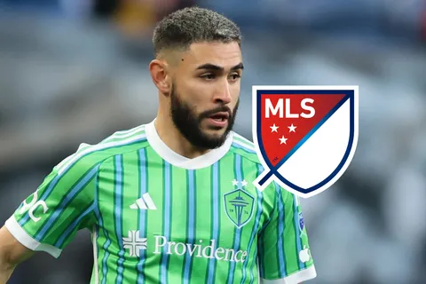 seattle sounders-mls-alex roldan