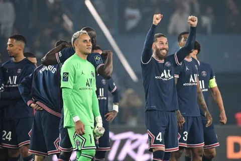 Los tres fichajes galácticos que busca cerrar el PSG de Keylor Navas